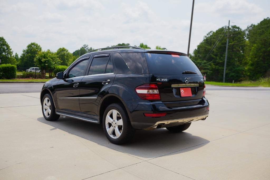 2011 Mercedes Benz ML 4MATIC photo 7