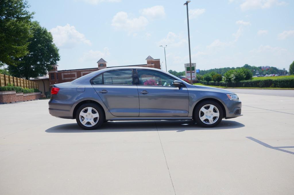 2012 Volkswagen Jetta SE photo 4