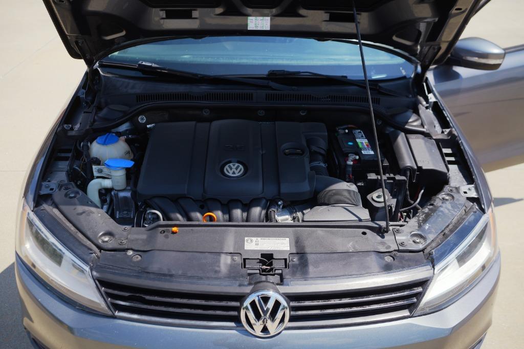 2012 Volkswagen Jetta SE photo 29