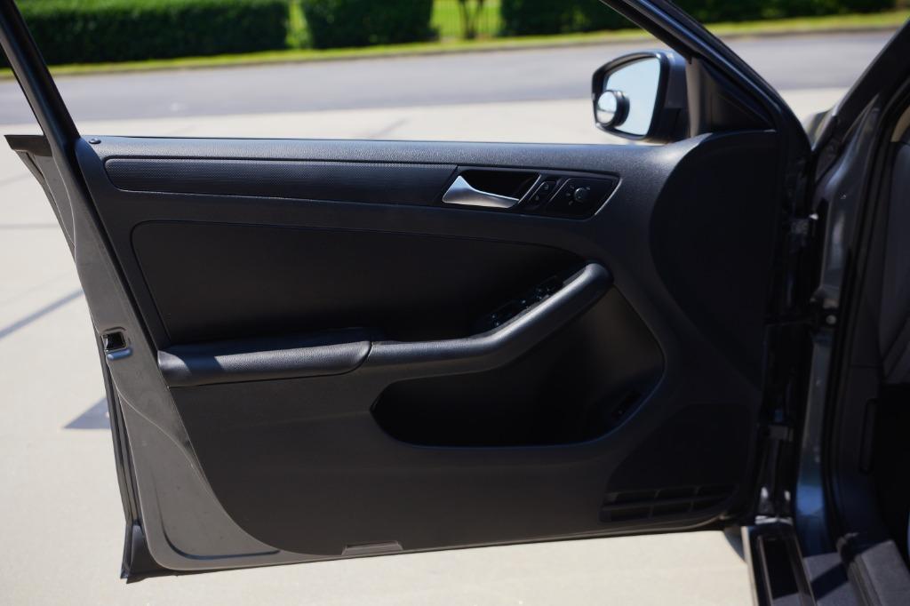 2012 Volkswagen Jetta SE photo 15