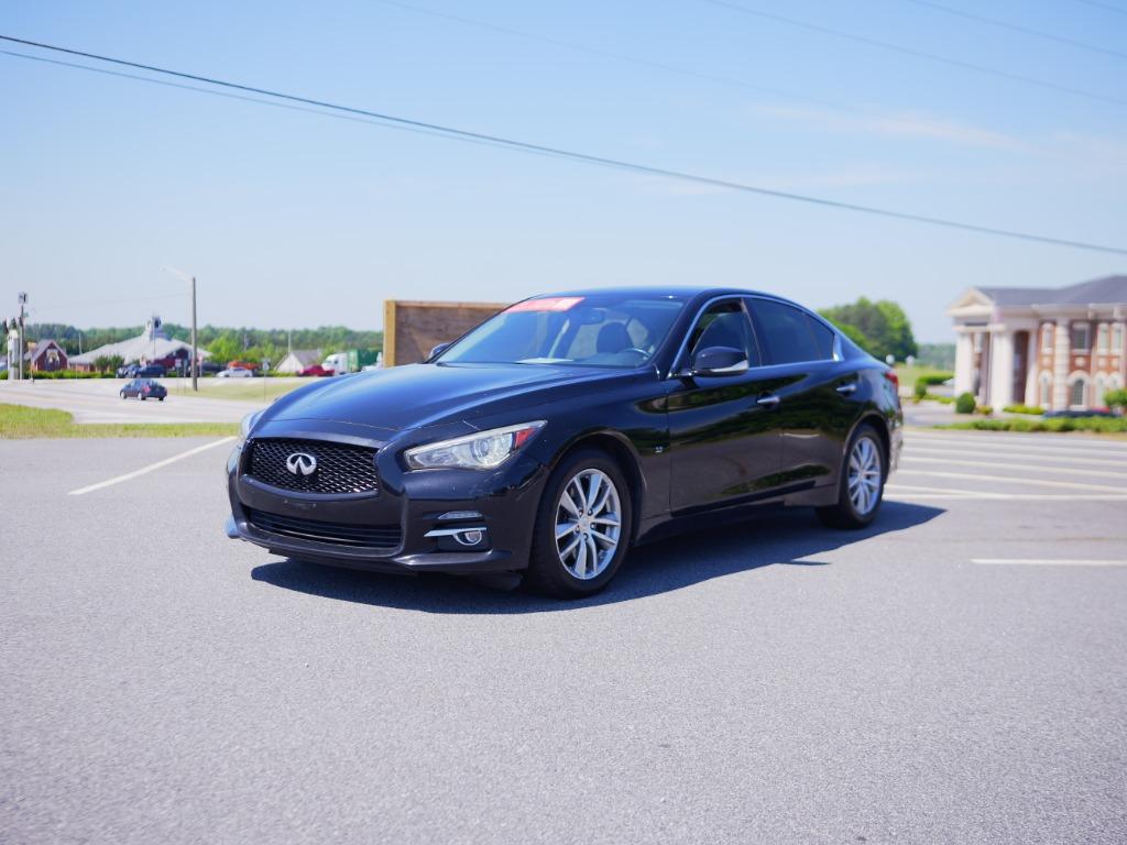 2014 INFINITI Q50 Premium AWD's photo