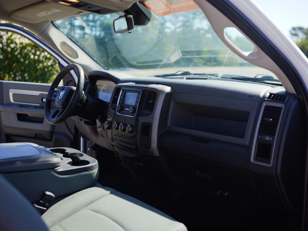 2015 RAM Ram 1500 Pickup Tradesman - Photo 18
