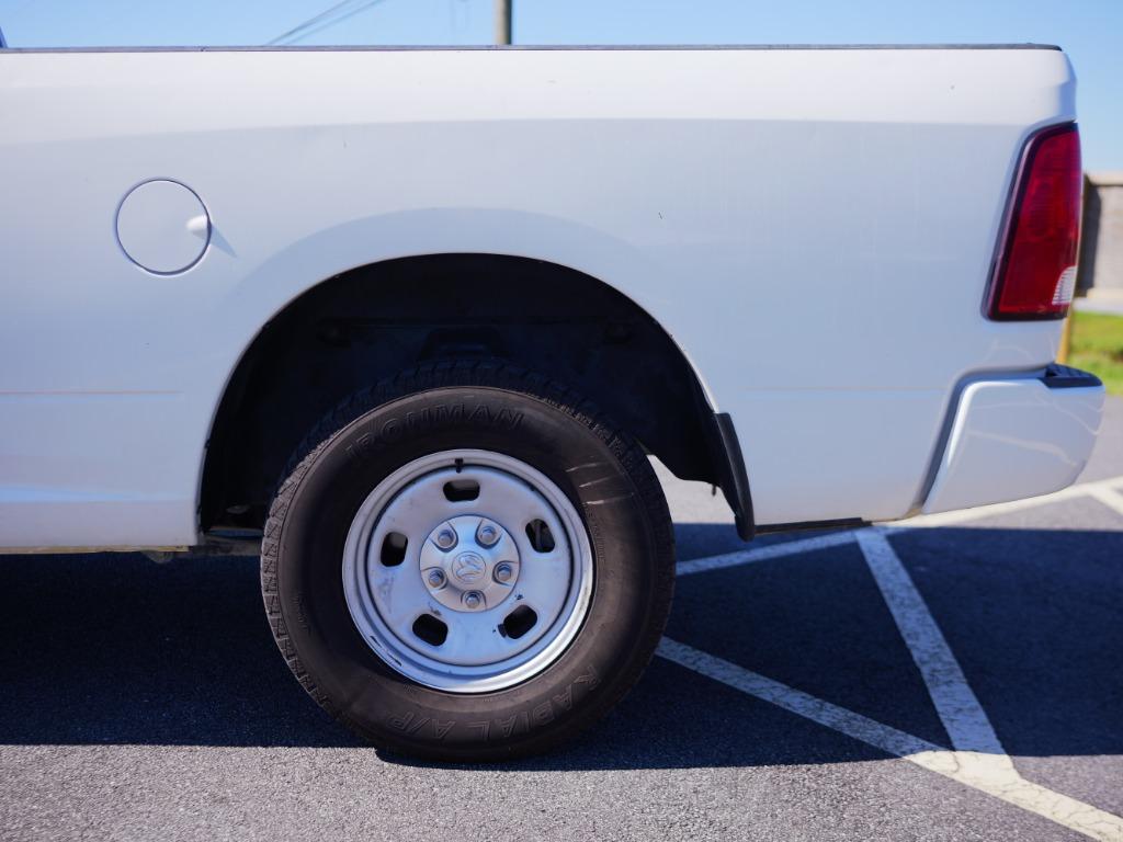 2015 RAM Ram 1500 Pickup Tradesman - Photo 13