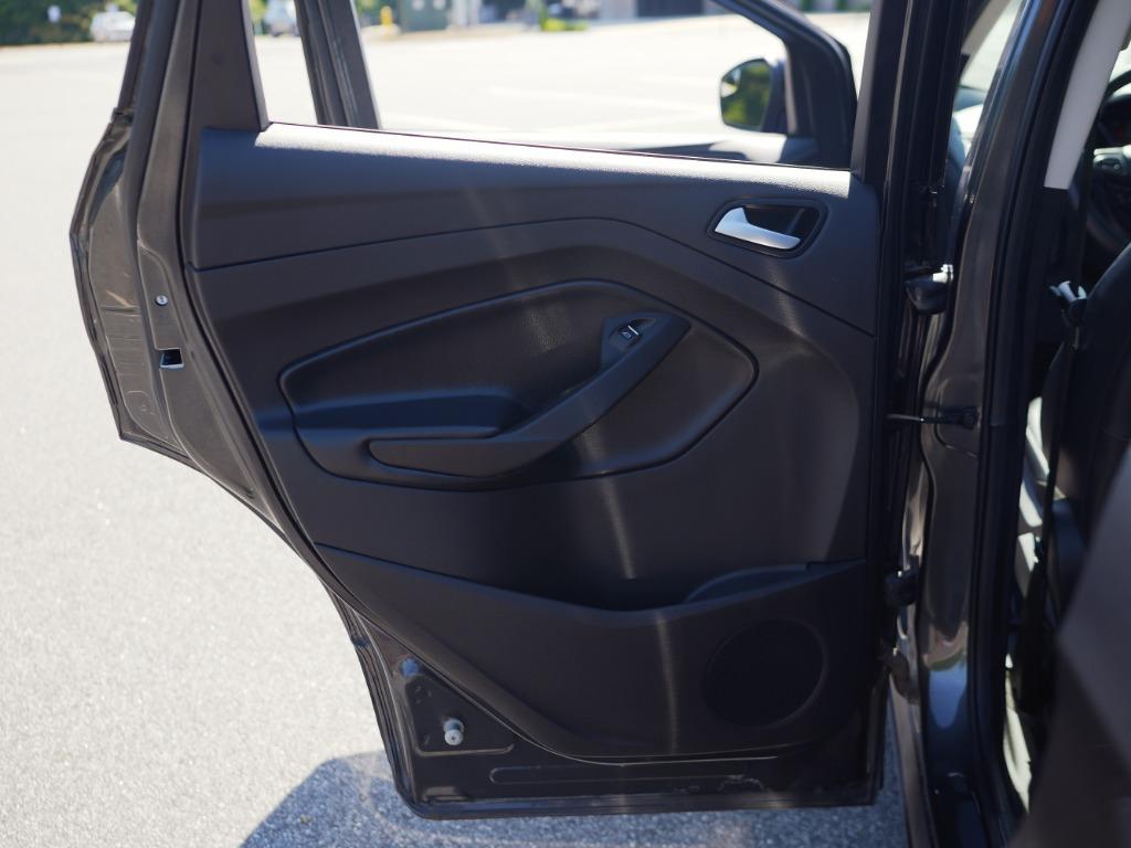 2019 Ford Escape SE - Photo 18